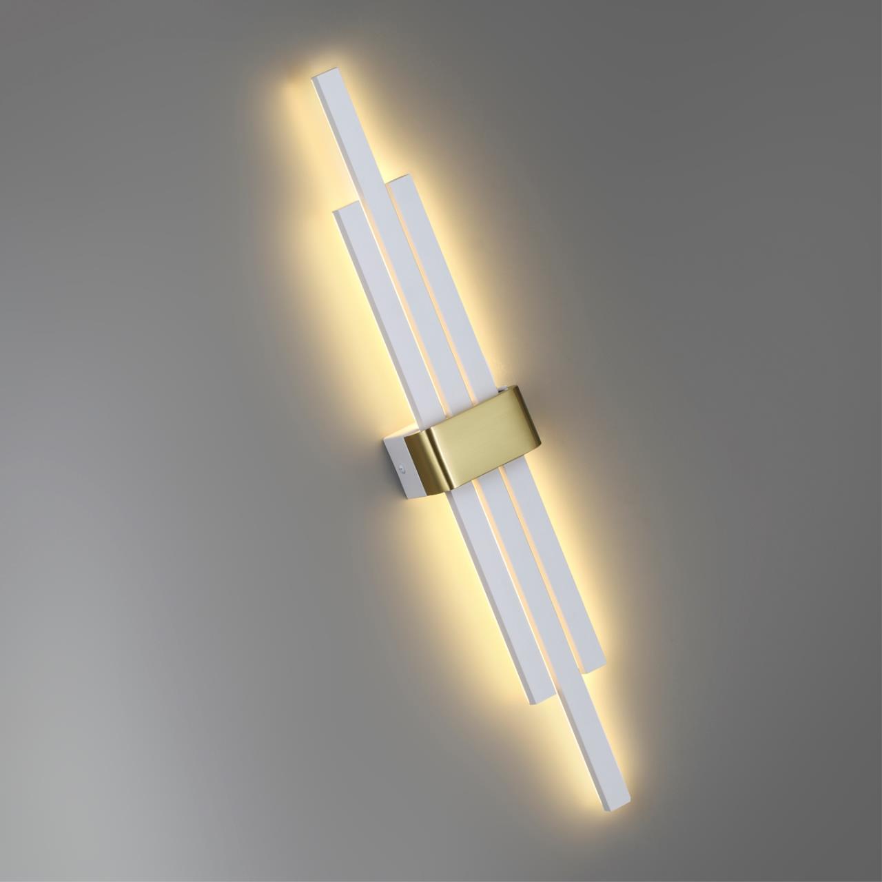 Настенный светильник LUMION LEDIO TOVE золотой, бел LED*1 21W 3000К