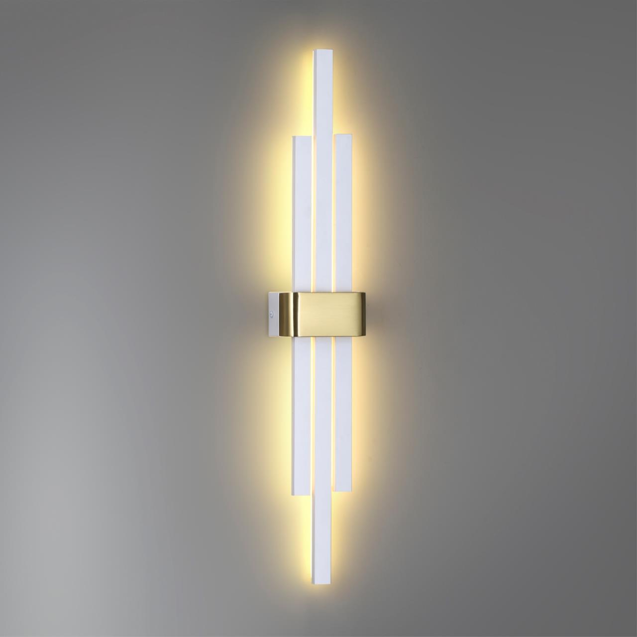 Настенный светильник LUMION LEDIO TOVE золотой, бел LED*1 21W 3000К