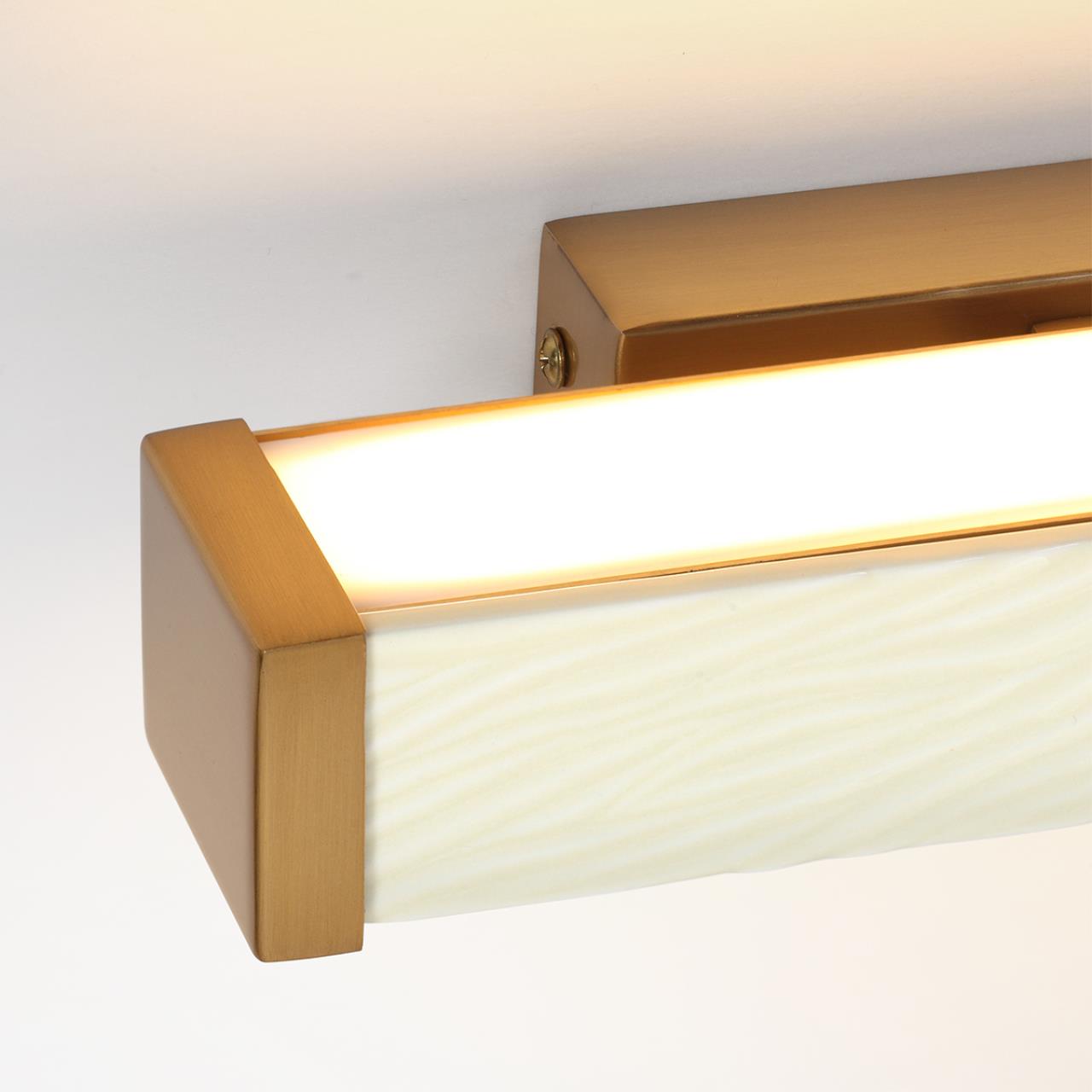 Настенный светильник с выкл. ODEON LIGHT EXCLUSIVE L-VISION RIVIERA латунь LED*1 10W 2000/3000/4000К плафон белый