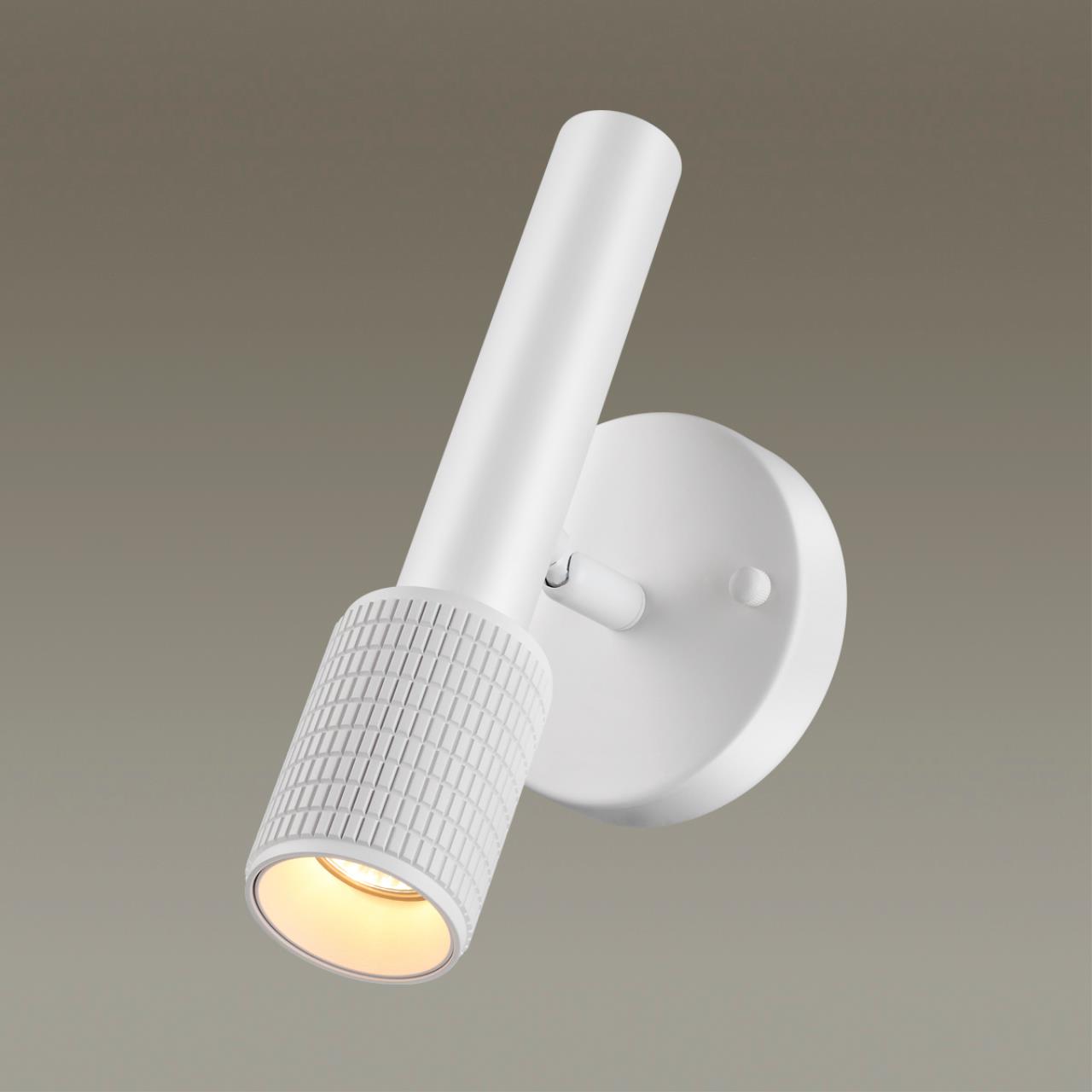 Бра с выключателем ODEON LIGHT HIGHTECH MEHARI белый